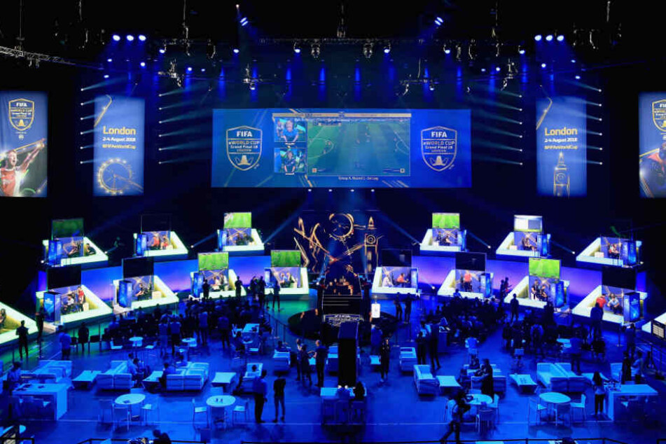 In Atlanta treffen sich wieder die weltweit besten FIFA-Spieler wie hier beim eWorld Cup in London 2018.