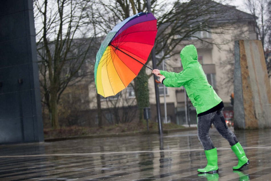 Am Samstag soll es zu einigen Niederschlägen kommen. (Symbolbild)