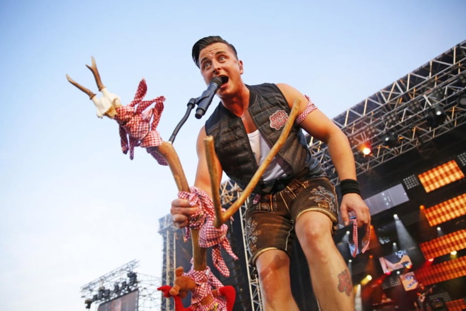 Andreas Gabalier (32) - das Original. Er kennt sein Double nicht persönlich,
hat aber schon von ihm gehört.