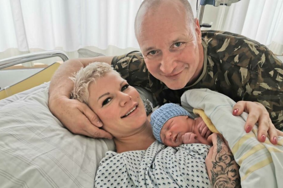 Am 6. Oktober ist Familie Blümer-Müller um Söhnchen Matty (50 Zentimeter, 3300 Gramm) angewachsen.