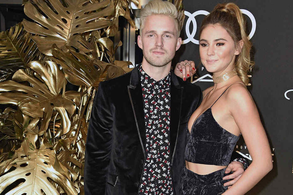 Marcus Butler (25) mit seinem Schnuckelchen Steffie (20).