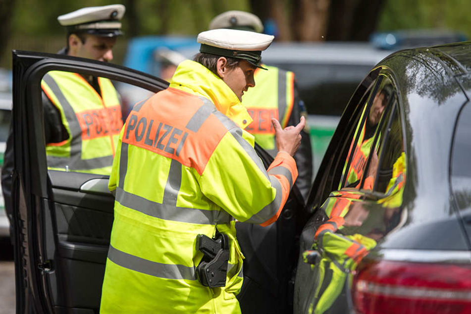 Ganze 90 km/h zu viel zeigte der Tacho des Leipzigers an. (Symbolbild)