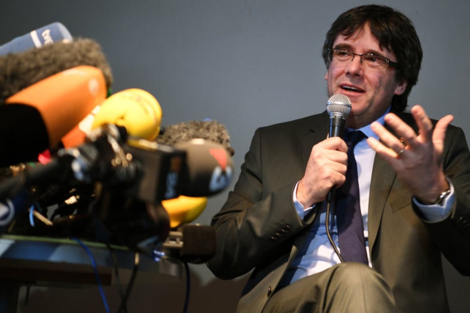 Carles Puigdemont hielt einen Tag nach seiner Haftentlassung in Berlin eine Pressekonferenz