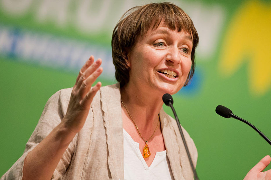 Fraktionsvorsitzende Monika Düker und ihre Grünen wollen die "Oppositionsführerschaft" an sich reißen.