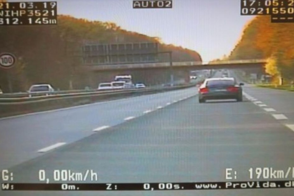 Der Wagen war zwischenzeitlich mit 190 km/h unterwegs.