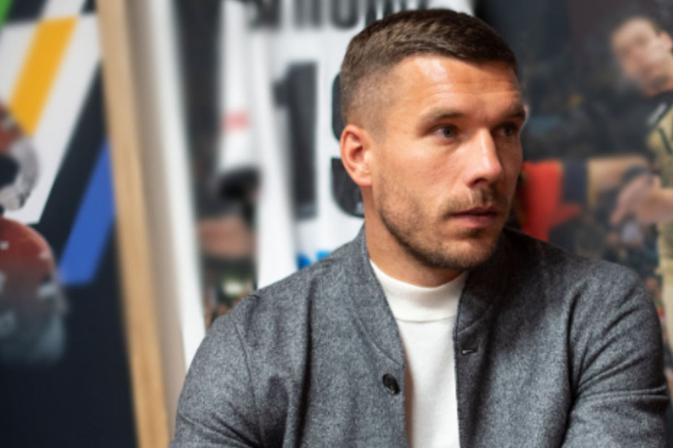 Zum Transfer des Franzosen hat die FC-Ikone Lukas Podolski eine klare Meinung.