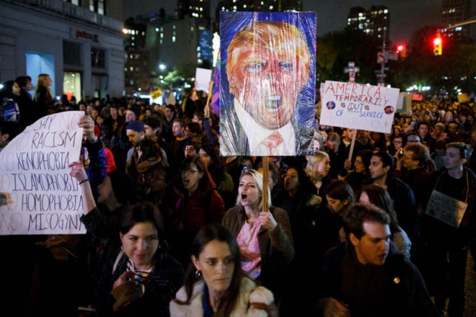 Nach Angaben des Senders CNN wurden aus mindestens sieben Städten Proteste gemeldet.