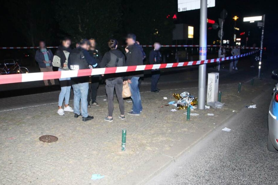 Bei einer Attacke an der Oberbaumbrücke wurde ein Mann lebensgefährlich verletzt.