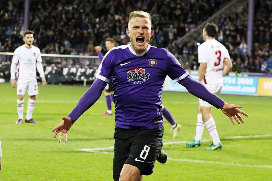 Mit zwei Treffern ist Nicky Adler zusammen mit Mario Kvesic und Simon Skarlatidis schon zweitbester Schütze seines Teams.