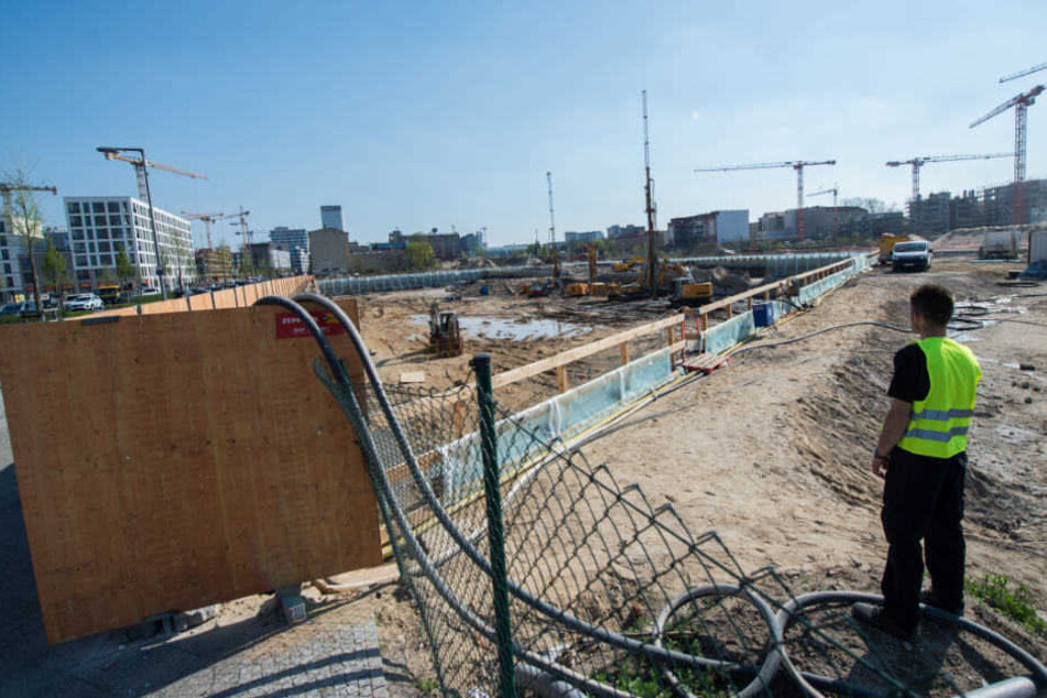Auf einem Baugrundstück an der Heidestraße wurde eine Weltkriegsbombe gefunden.