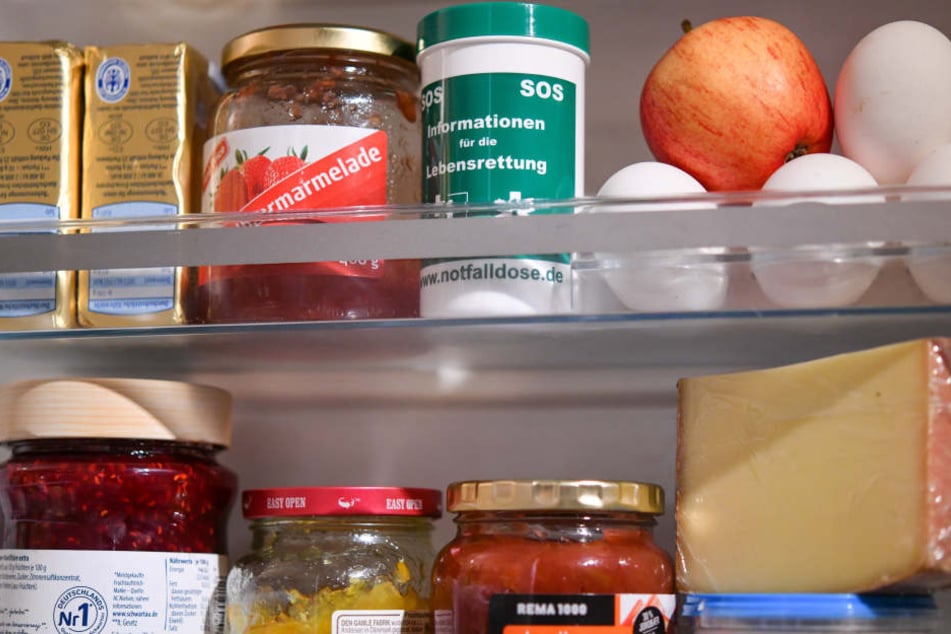 Den Kühlschrank findet man in jedem Haushalt schnell. (Symbolbild)