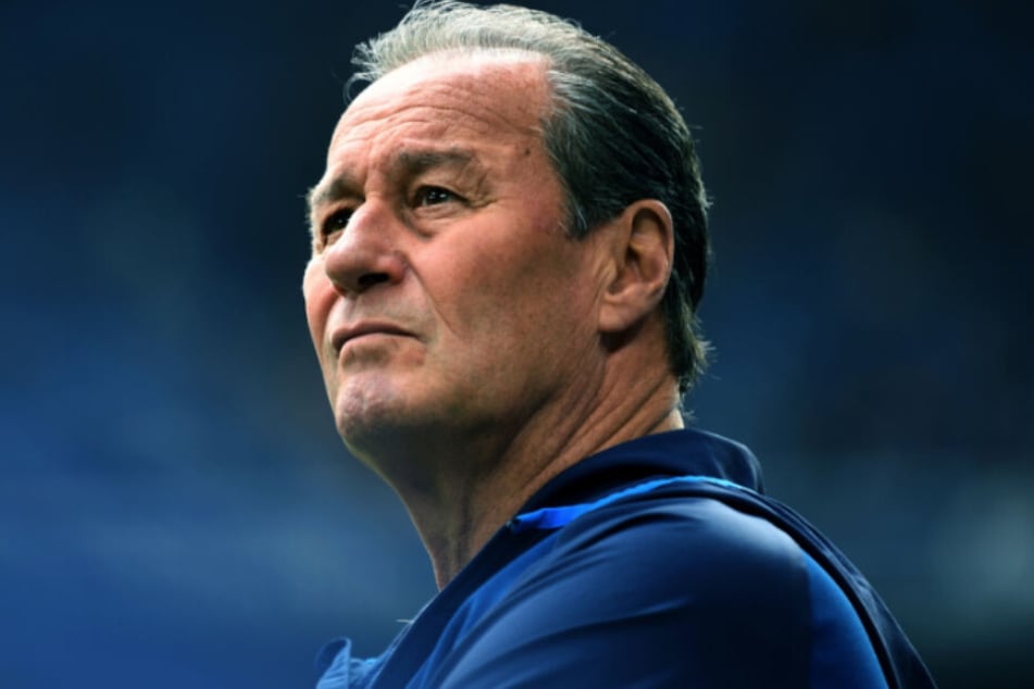 Sein letztes Spiel als Schalke-04-Trainer: Huub Stevens.