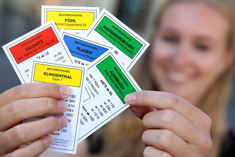 22 Orte und individualisierte Spielkarten gibt es in dem Spiel.