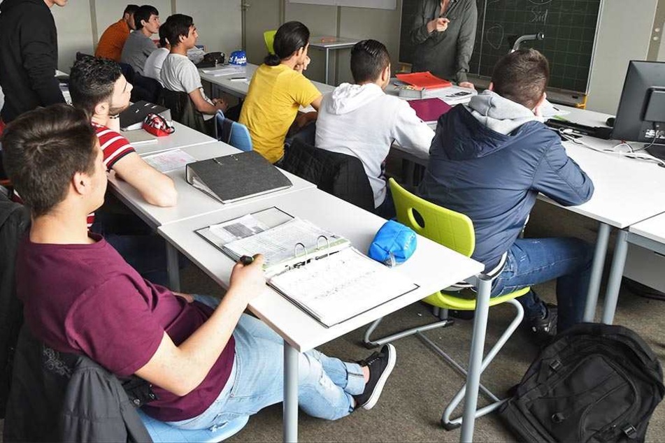Zwischen einem Schüler und einer Lehrerin gab es ein unangemessenes sexuelles Verhältnis. Bahnte sich dies im Unterricht an?