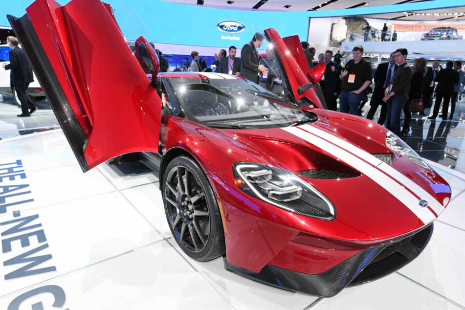 Der neue Ford GT wird jetzt auch in Deutschland ausgeliefert.