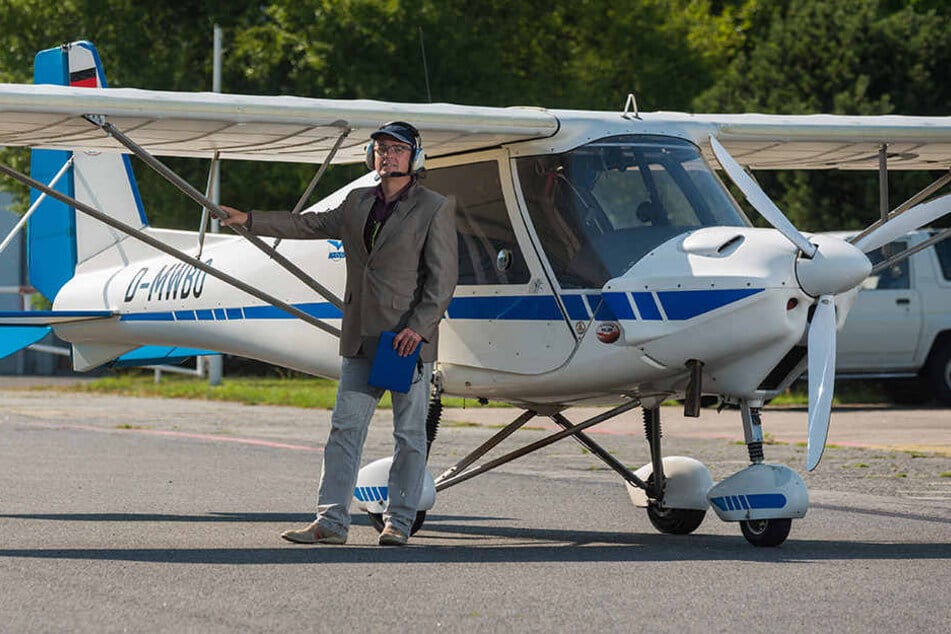 Mit dem Friedensflug soll ein Zeichen gegen EU-Sanktionen gegen Russland gesetzt werden.