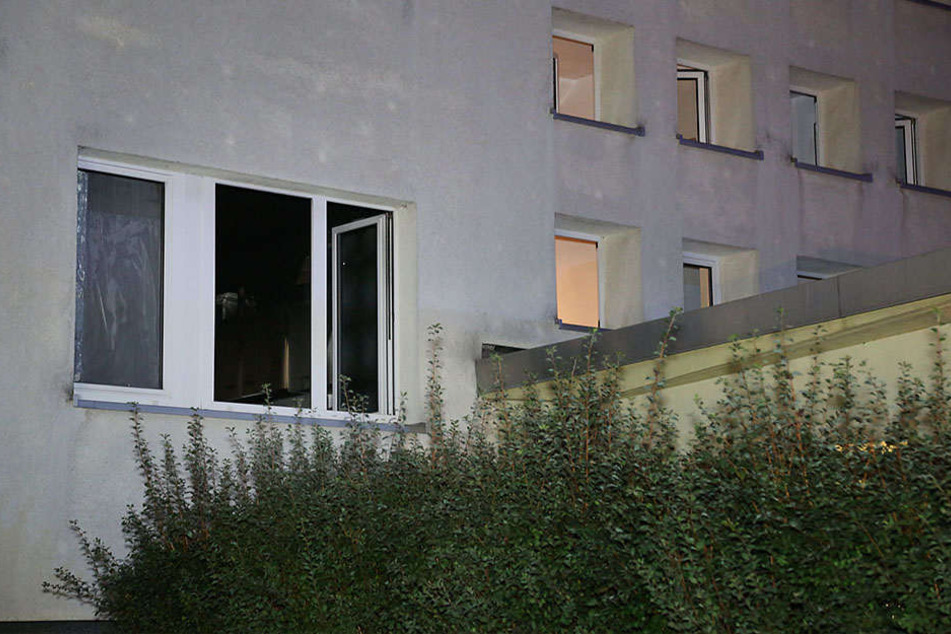 In einer Küche einer Erdgeschosswohnung war der Brand ausgebrochen.