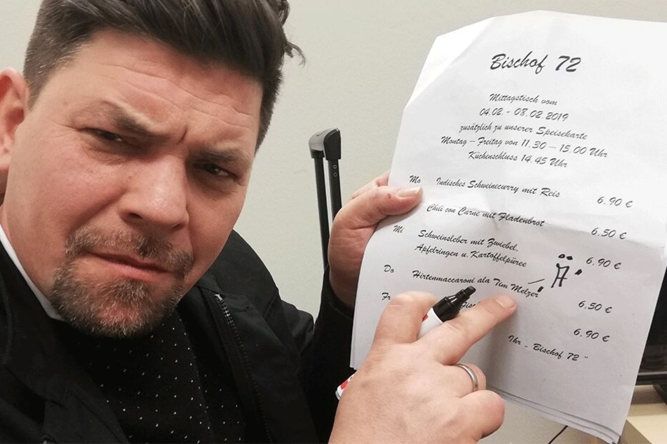 TV-Kochstar Tim Mälzer verbessert auf der Dresdner Speisekarte seinen Namen.
