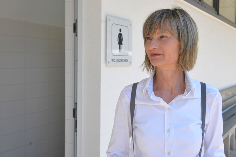 Oberbürgermeisterin Barbara Ludwig (55, SPD) machte sich für die Sanierung
der Sanitäranlagen stark, besuchte vorige Woche den Stausee Rabenstein.