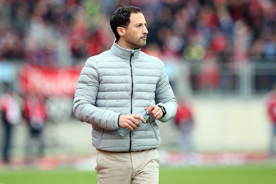 Aue-Trainer Domenico Tedesco hat sich intensiv dem Video-Studium gewidmet.