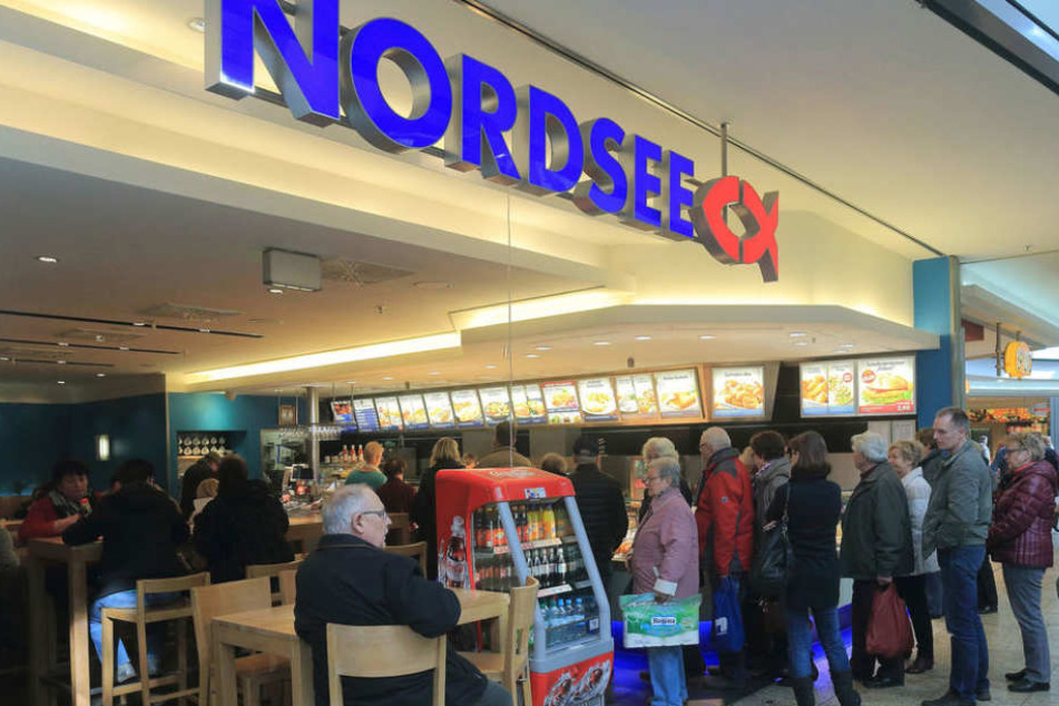 Eine Kundin fand in einem Nordsee-Backfisch einen sieben Zentimeter langen Wurm.