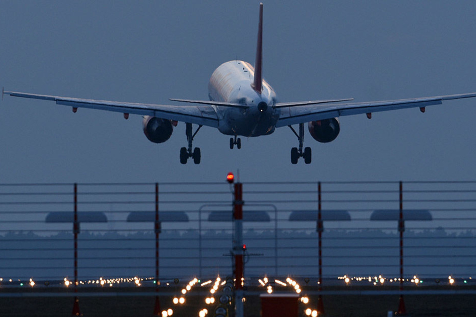 In den kommenden Nächten soll der Spezialflieger über Berlin kreisen.