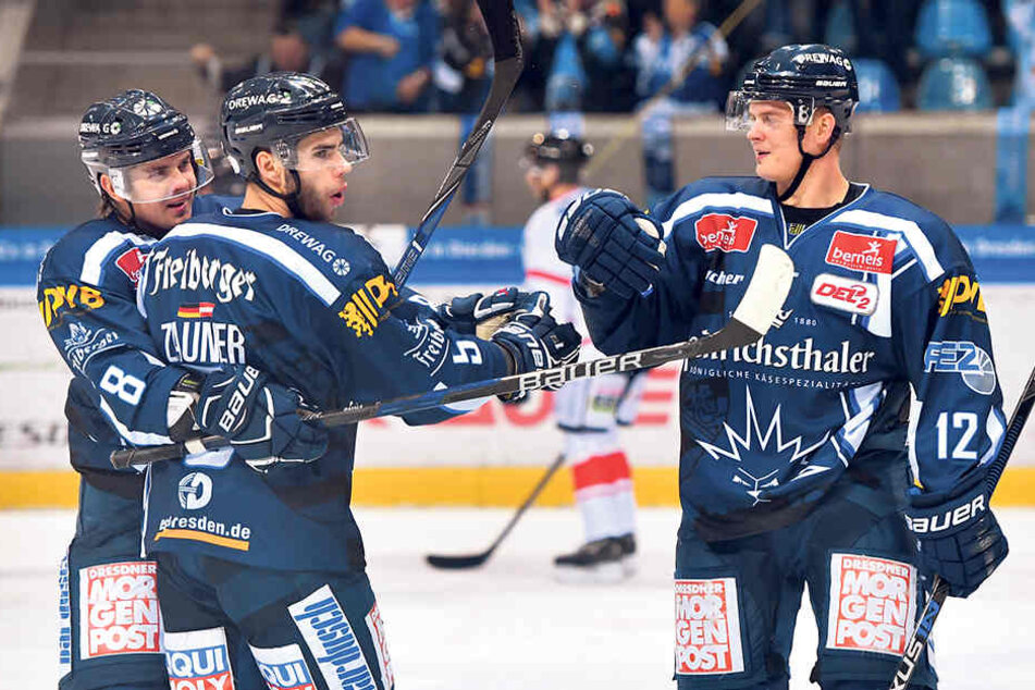 Martin Davidek (r.) hatte dreimal Grund, sich mit seinen Teamkollegen abzuklatschen.