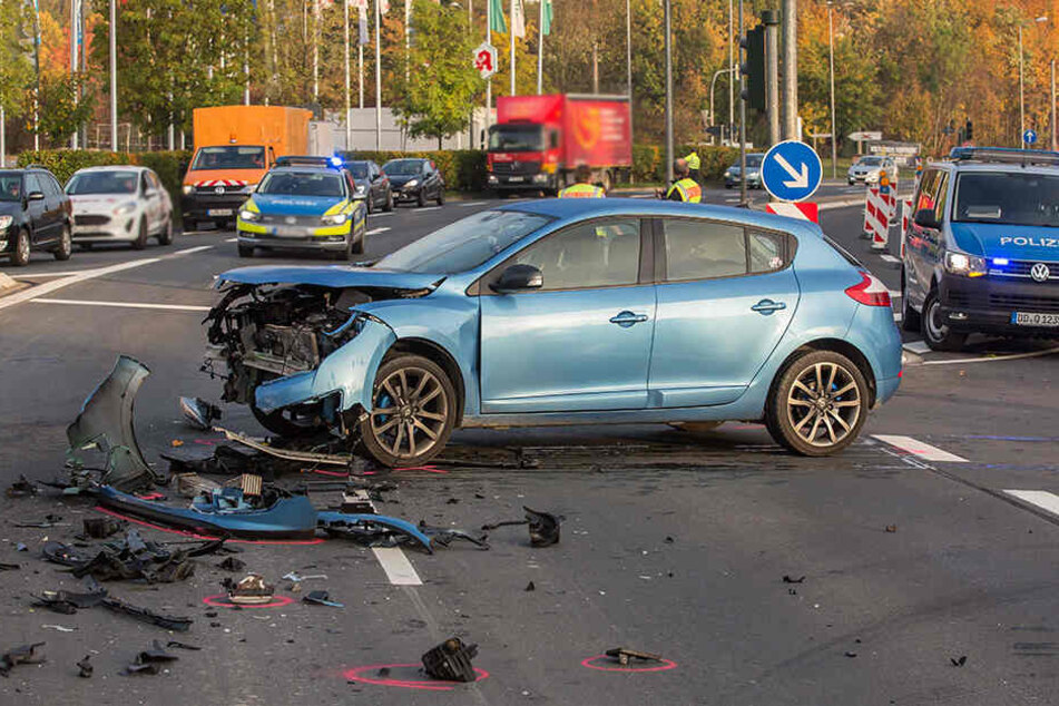 Die B173 musste stadtauswärts gesperrt werden.