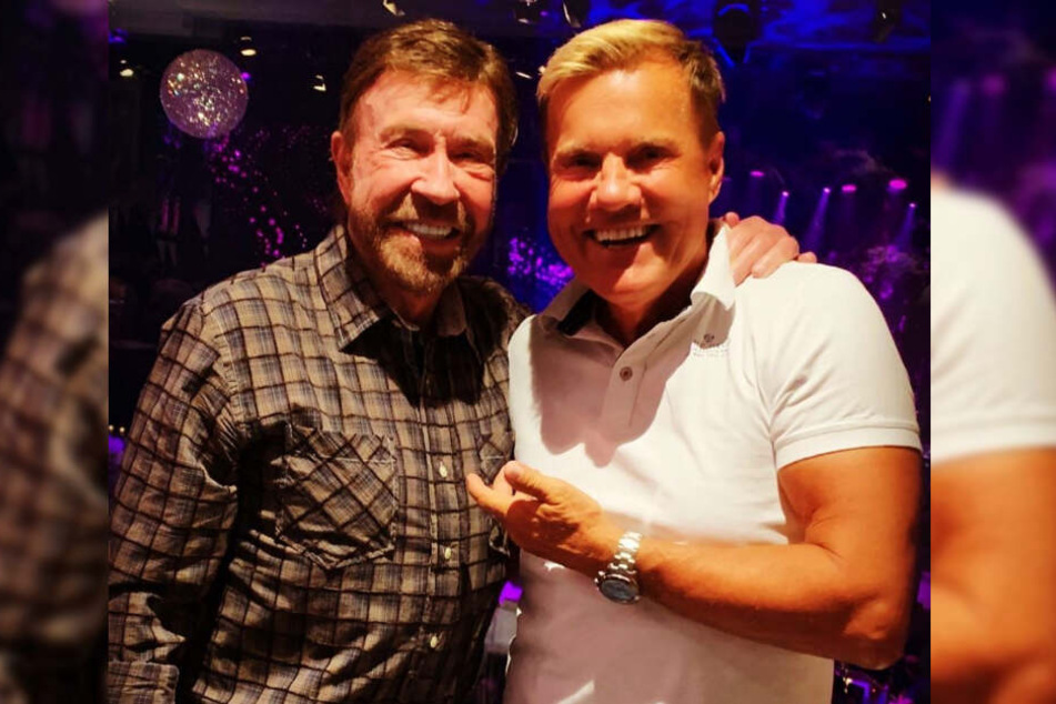 Ein Bild mit Schauspieler Chuck Norris durfte auch nicht fehlen.