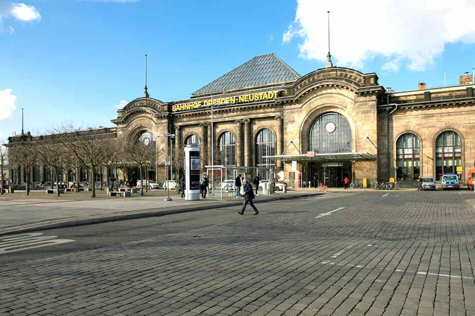 Am Bahnhof Neustadt trieb ein 63-jähriger Dresdner sein Unwesen.