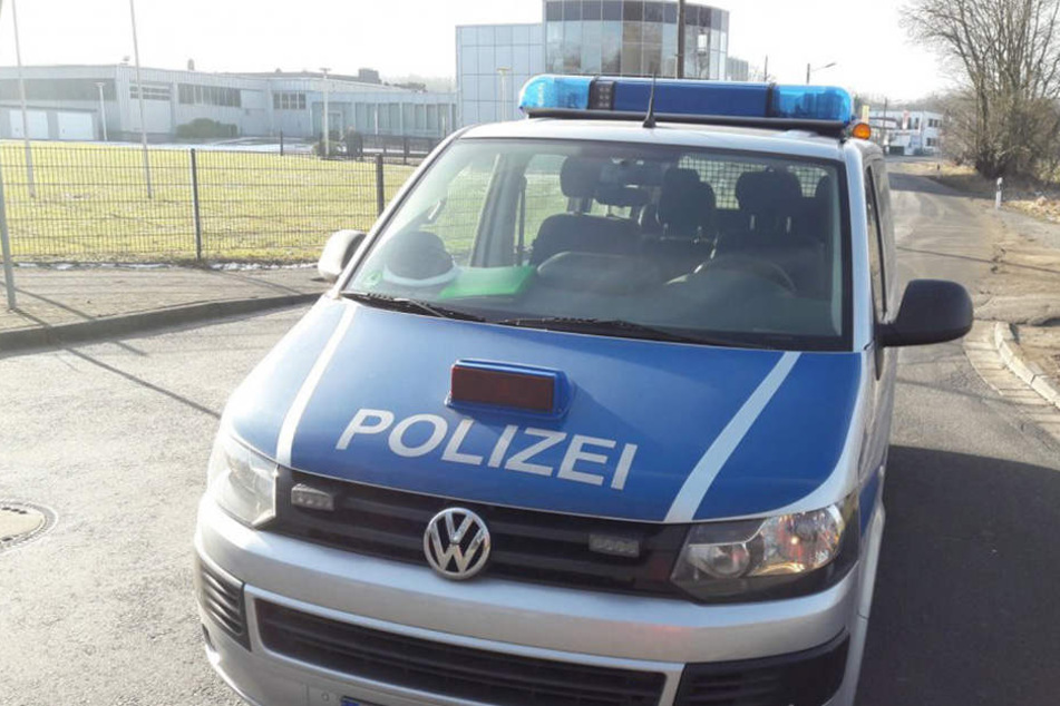 140 Einsatzkräfte sind während der Entschärfung vor Ort.