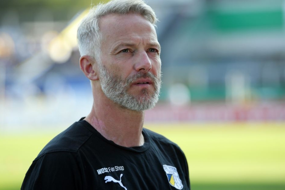 FCC-Coach Zimmermann versuchte immer wieder von Außen auf seine Spieler einzuwirken. (Archiv)