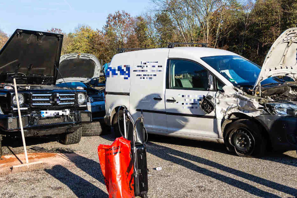 Die Unfälle ereigneten sich in der Mittagszeit auf der A5 bei Friedberg.