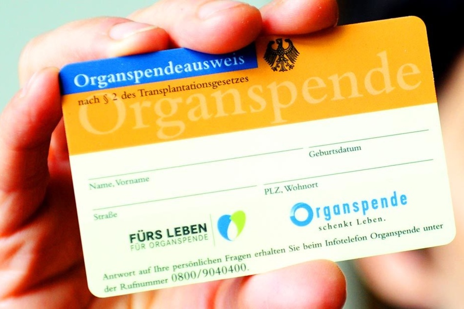 Mit diesem Ausweis können Menschenleben gerettet werden. Aber warum besitzen so wenige Menschen in OWL und ganz Deutschland einen?