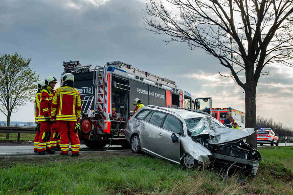 Der Mann war eingeschlafen und verlor die Kontrolle über das Auto.