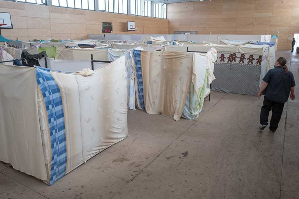 Diese Halle auf der Fritz-Reuter-Straße in Pankow war am 31. März die letzte, aus der die Flüchtlinge auszogen.