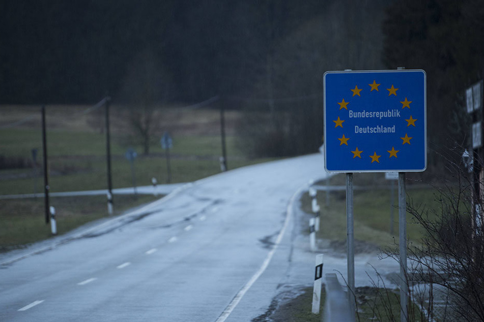 Die Grenze zur BRD versuchte der Mann mit Drogen im Hintern zu überqueren. (Symbolbild).