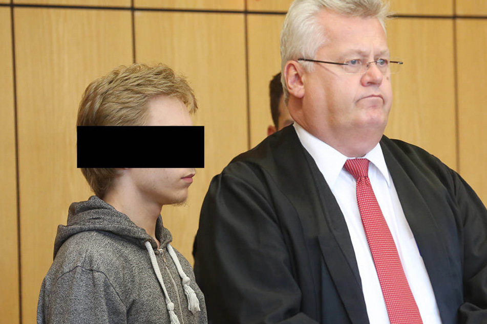 Der Angeklagte, Marcel H. (li.), und sein Anwalt Michael Emde. Eine Psychologin erzählte jetzt von seinen Fantasien.