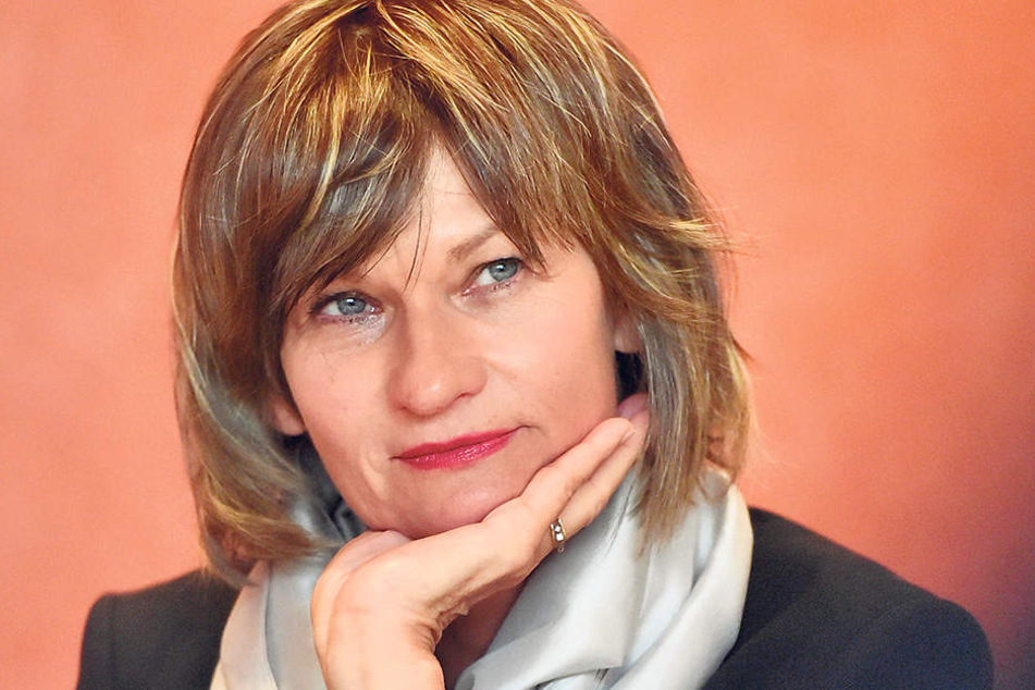 Gute Nachrichten: Die Ausbaustufe 2 des Chemnitzer Modells liegt im Zeitplan,
so OB Barbara Ludwig (55, SPD).