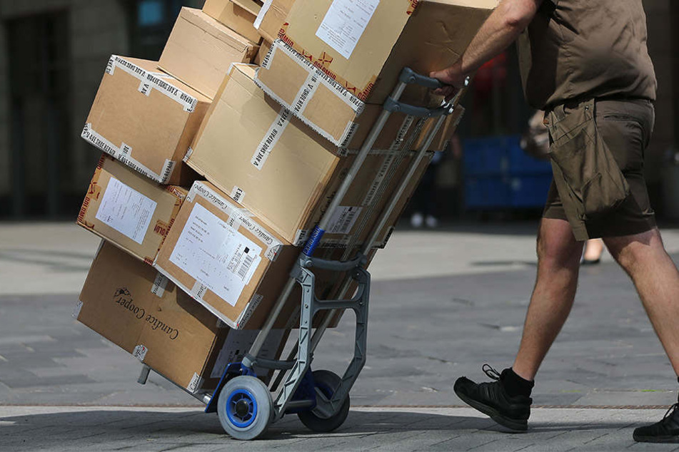Ein übel riechendes Paket hat in Oppenau (Ortenaukreis) einen Großeinsatz ausgelöst.