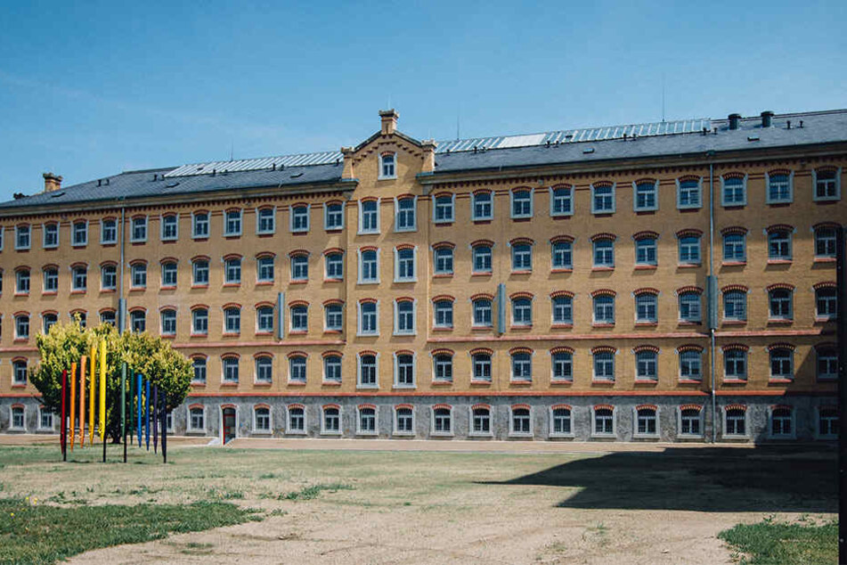 Der Mann saß wegen Diebstahls in der JVA Bautzen ein.