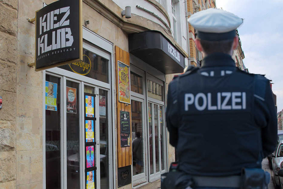 Beamte nahmen jetzt einen 27-Jährigen nach einer Messerattacke fest.
