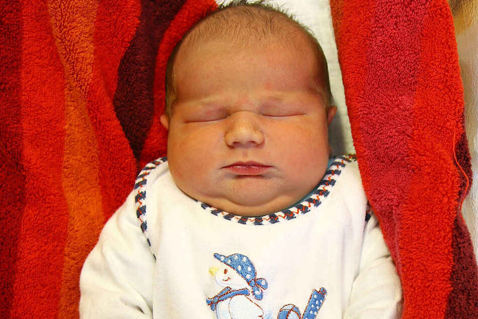 Mehr als 5.300 Gramm brachte das Baby auf die Waage.