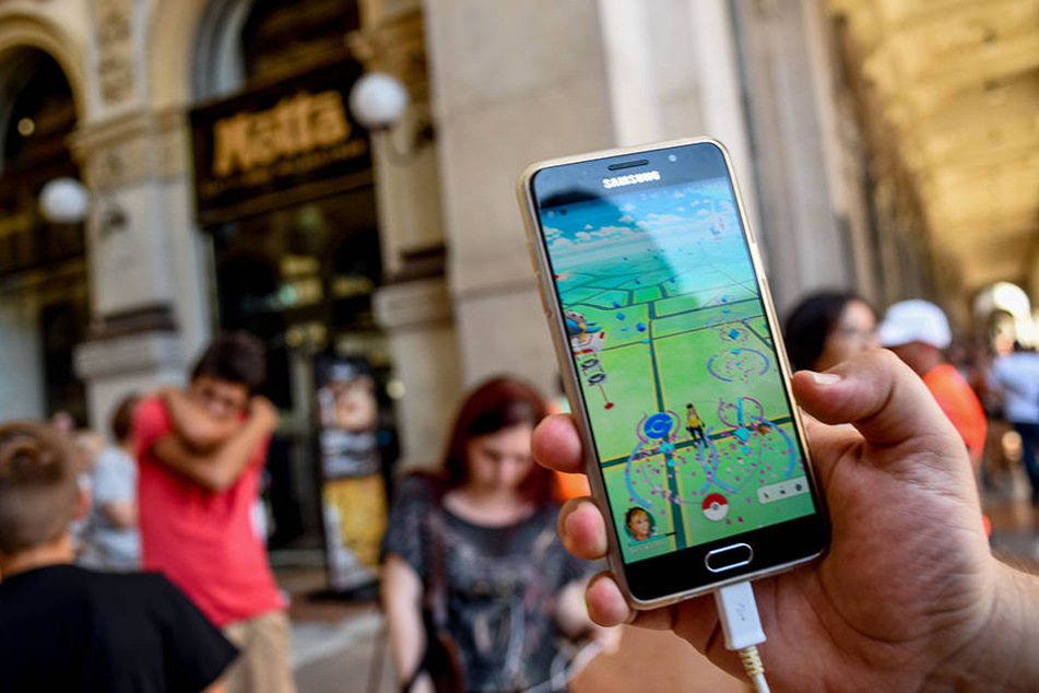 Das Smartphone-Spiel Pokémon Go entfachte 2016 einen riesigen Hype auf den Straßen.