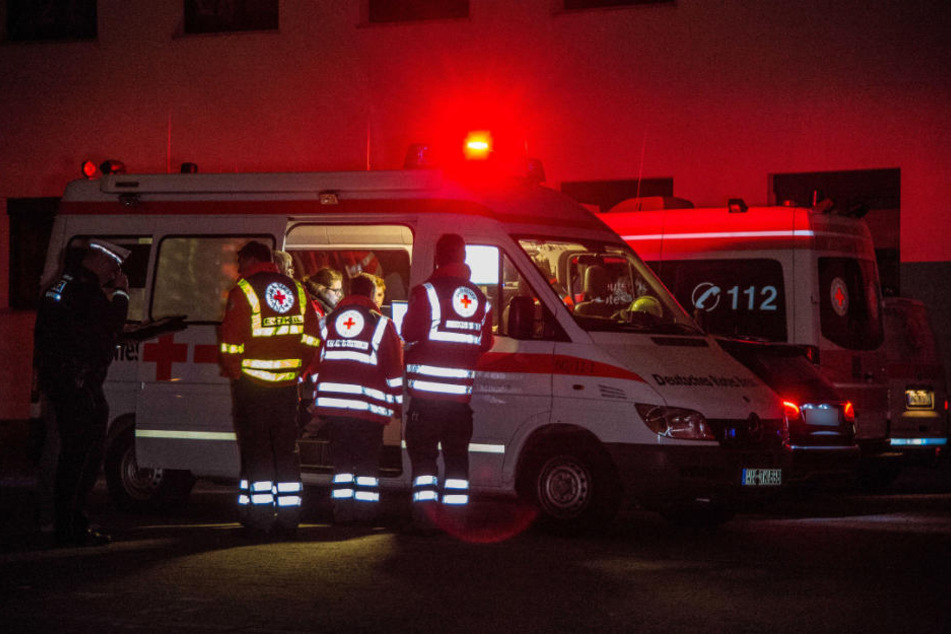 Die Polizei wurde vom Deutschen Roten Kreuz unterstützt.
