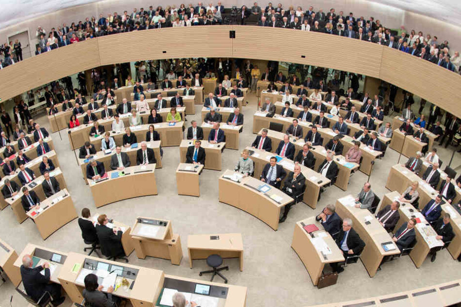 Die Abgeordneten des Landtags von Baden-Württemberg. Manche sind wohl sehr mit ihrer Altersvorsorge unzufrieden.