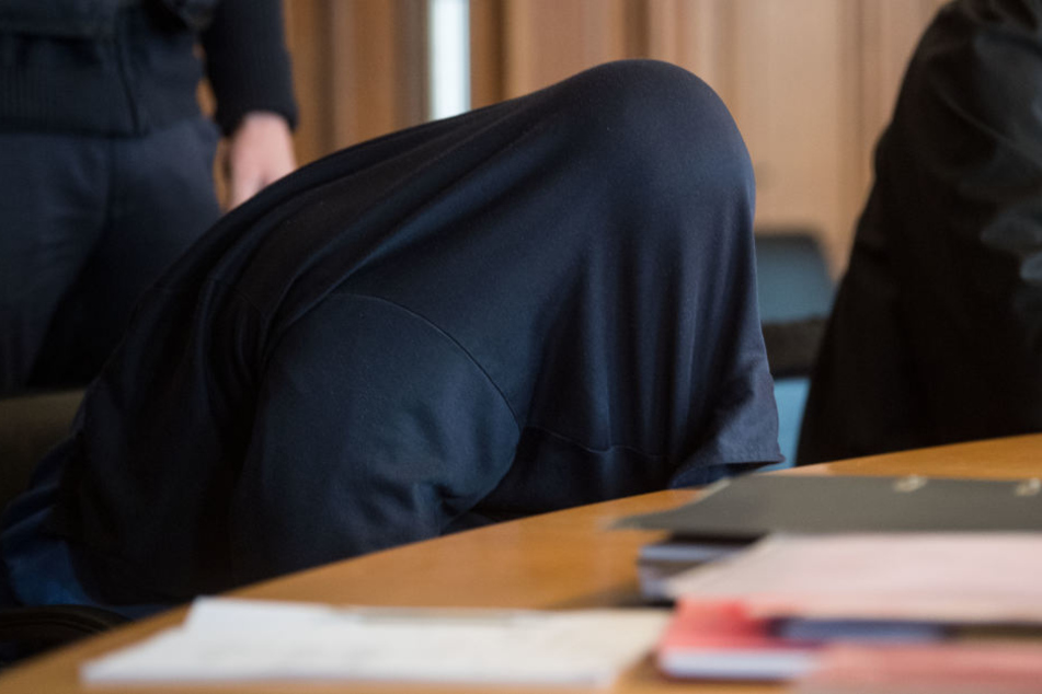 Der 41-Jährige wolle keine Aussage zu seiner Tat machen.