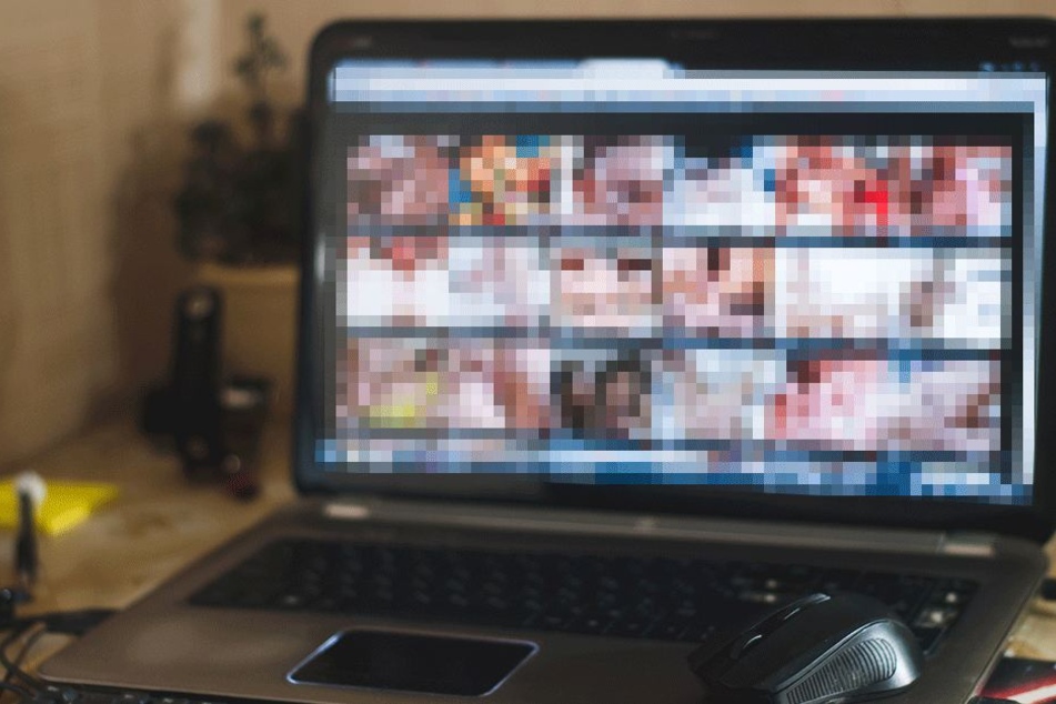 Im Netz soll der Mann laut Gerichtsakten seine Videos verbreitet haben (Symbolbild).
