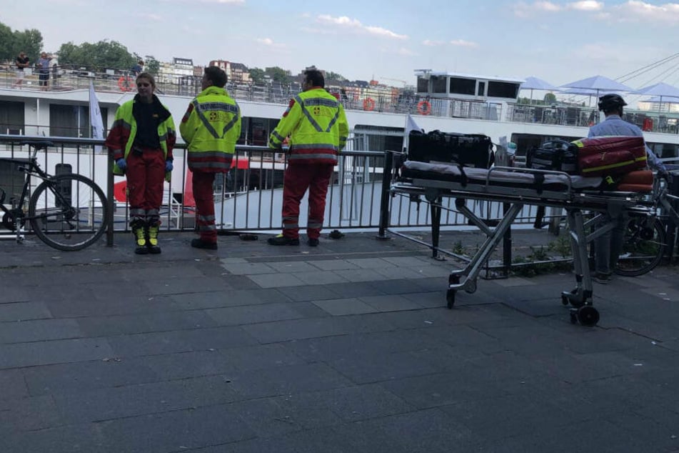 Notarzt am Rheinufer