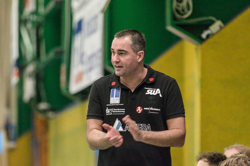 Stephan Swat kassierte die erste Niederlage als EHV-Coach.